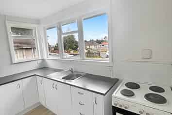 12 Hartgill Crescent , Dannevirke