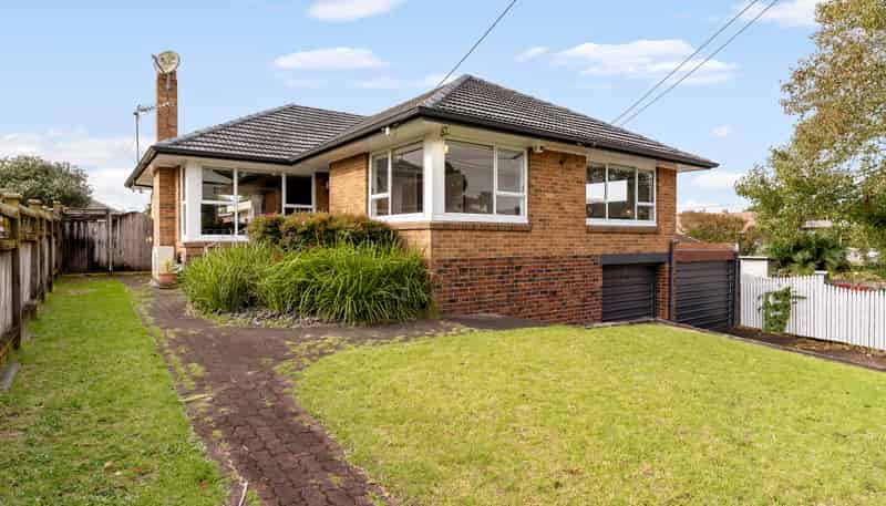 6 Ferndale Road, Mount Wellington
