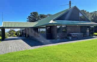 1025 Takatu Road, Matakana