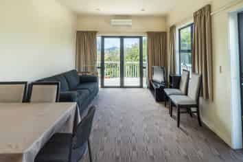 Room A/5 Queen Street, Dunedin Central