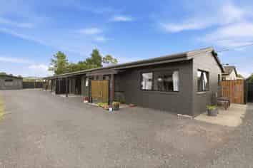 27 Hona Road, Ngapuna