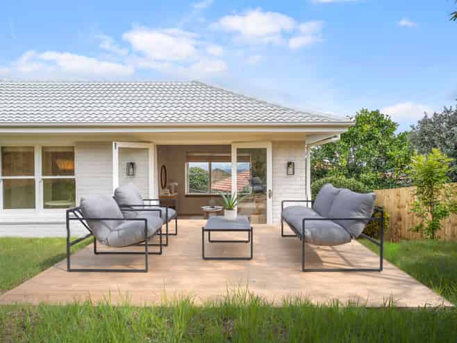 83 Mount Royal Avenue, Mount Albert