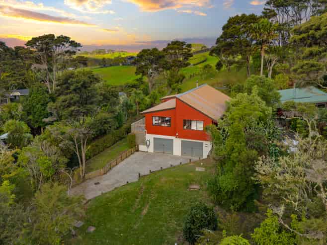 32 Opanuku Road, Henderson Valley