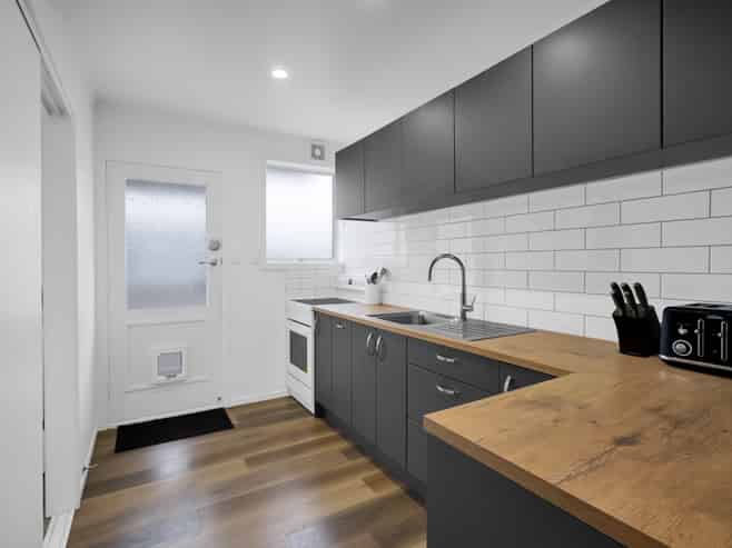 3b Bideford Street, Brooklands