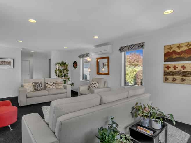 96 Infinity Drive, Pegasus