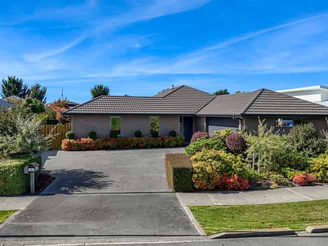 96 Infinity Drive, Pegasus