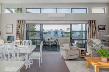 73 South Highway East, Whitianga