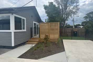 510 Pioneer Highway, Highbury