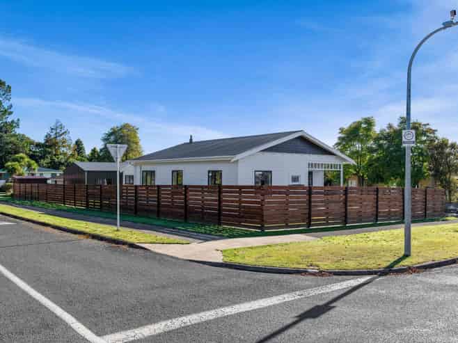 22 Olivia Street, Stratford