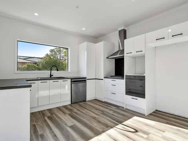 22 Olivia Street, Stratford