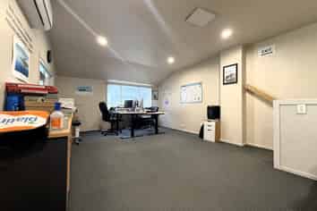 Functional Papakura Unit | 171 m2