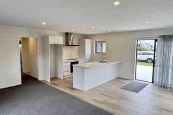 20 Aylmer Street, Ross