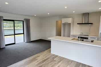 20 Aylmer Street, Ross