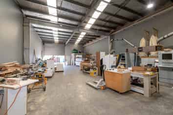 6% yield - New 5 year lease