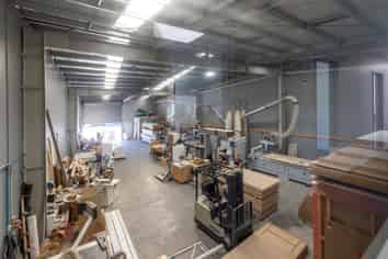 6% yield - New 5 year lease