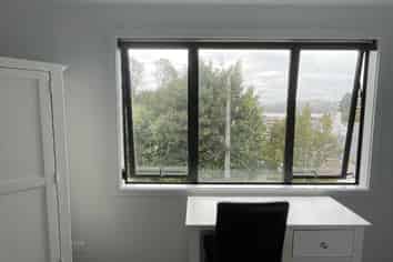 Flat C, Rm/80 Manor Place, Dunedin Central