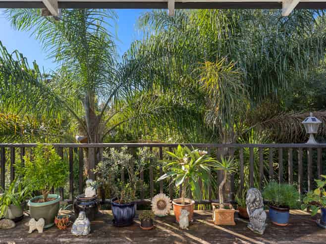 4 Sunnyview Road, Greenhithe