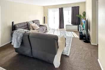 60A Trevor Hosken Drive, Wiri