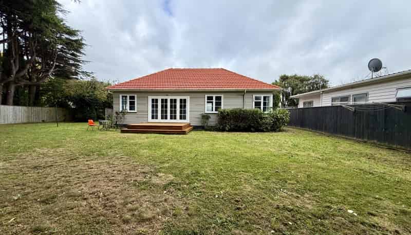 11 Seddon Street, Naenae