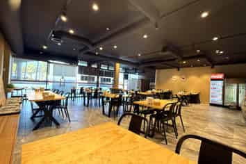 PRIME HOSPITALITY SPACE FOR LEASE
