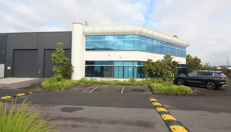 2/6 Piermark Drive, Albany