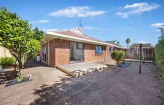 2/101 Titirangi Road, New Lynn