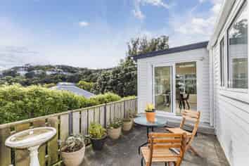 35 Awa Road, Miramar