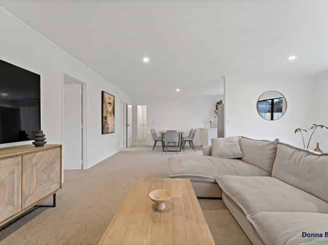 5/186 Queen Street, Pukekohe