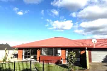 5/186 Queen Street, Pukekohe