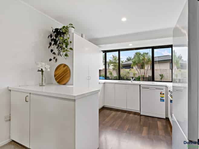 5/186 Queen Street, Pukekohe