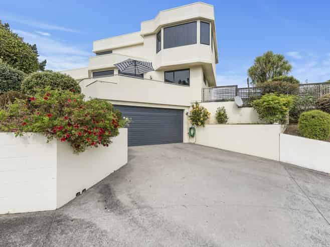 29 Townsend Road, Paraite