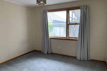 2/207 Colombo Street, Sydenham