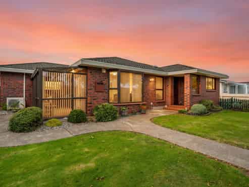 69A Clifton Street, Windsor