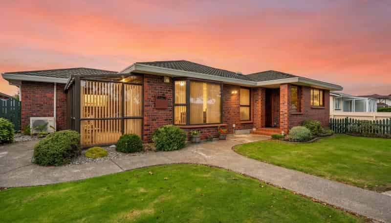 69a Clifton Street, Windsor