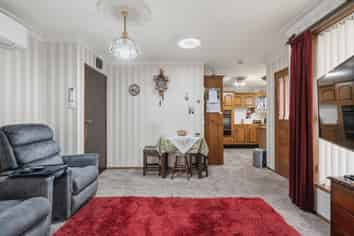 69a Clifton Street, Windsor