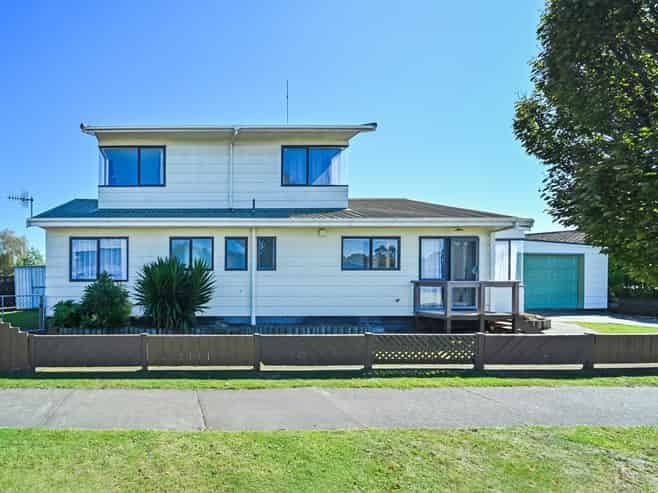 38 Titoki Crescent, Pirimai