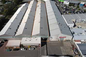 Warehouse with 15T Gantry