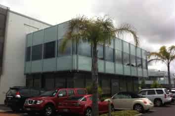 Tidy Office - Motivated Landlord!