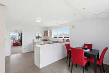 4 Ashton Terrace, Castlecliff