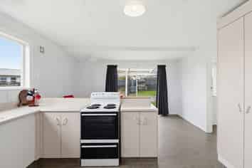 4 Ashton Terrace, Castlecliff