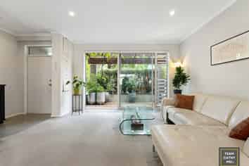 15 Hakawai Avenue, Takanini