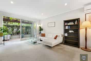 15 Hakawai Avenue, Takanini