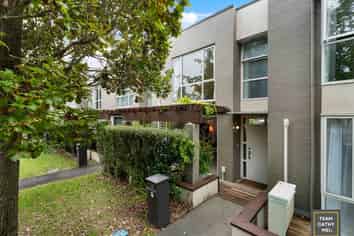 15 Hakawai Avenue, Takanini