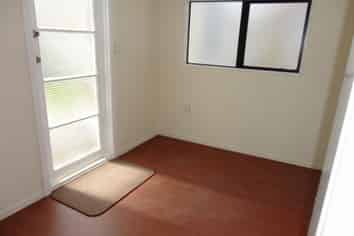 35 Preston Avenue, Mount Albert