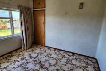 67 Broadway, Stratford