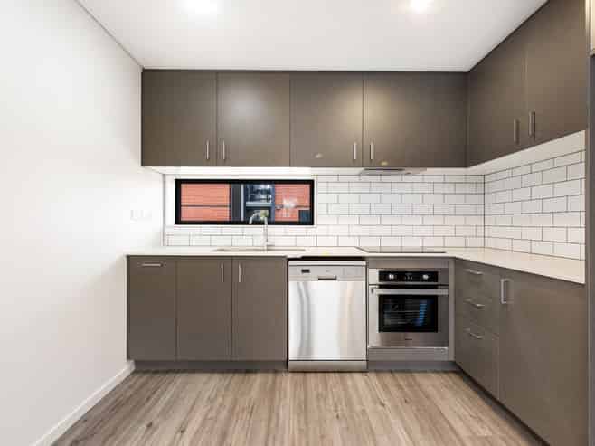 G05 (C1-2/2 Castledine Crescent, Glen Innes