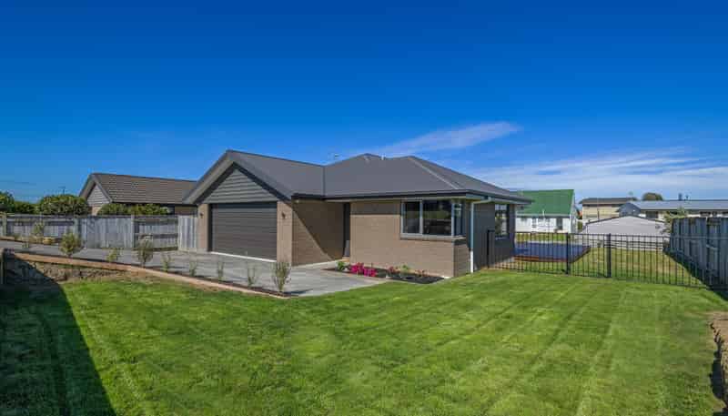 9 Macdonald Heights, Feilding