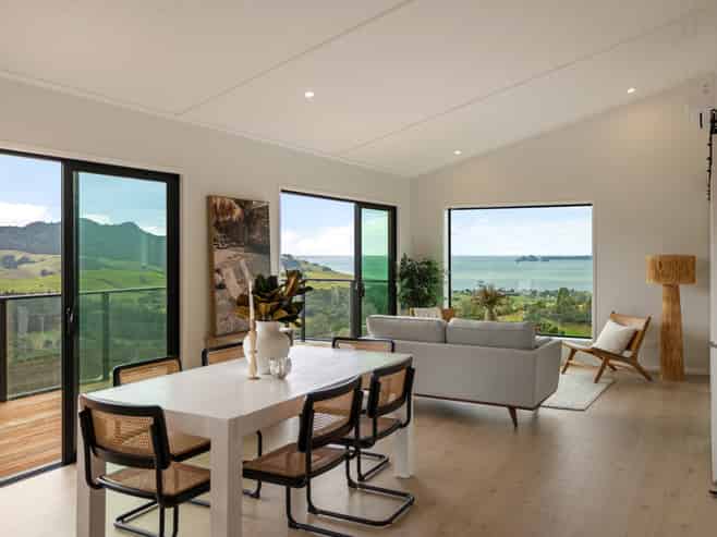 1a Tarapatiki Drive, Whitianga