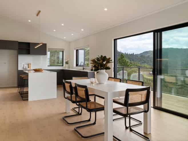 1a Tarapatiki Drive, Whitianga