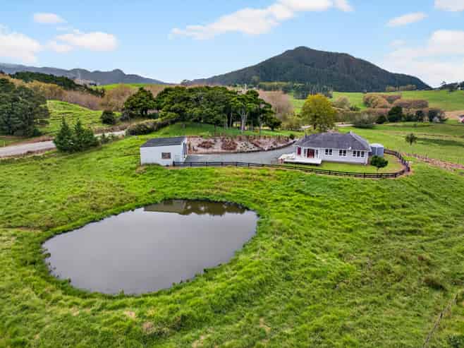 109 Mountain Road, Maungaturoto